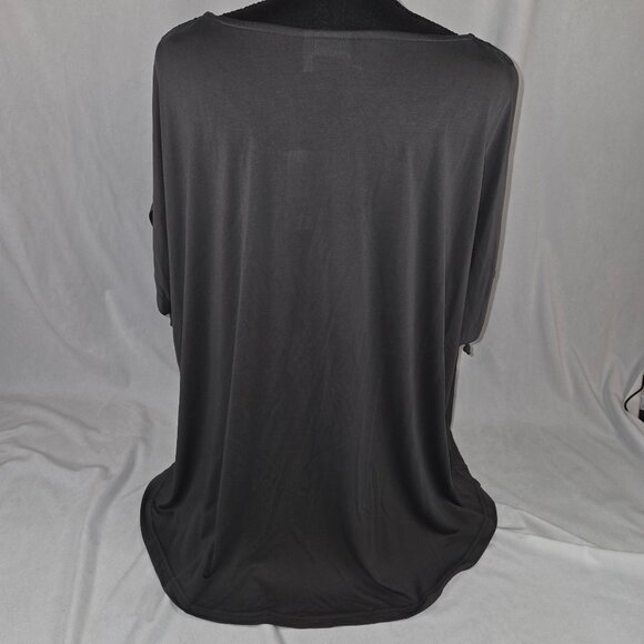 Suzanne Betro - Simple - Cap Sleeve Top - Picture 3 of 4